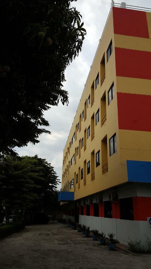 Sentosa Hotel & Restaurant - Tersertifikasi Chse Dari Kementerian Pariwisata Dan Ekonomi Kreatif Bekasi Buitenkant foto